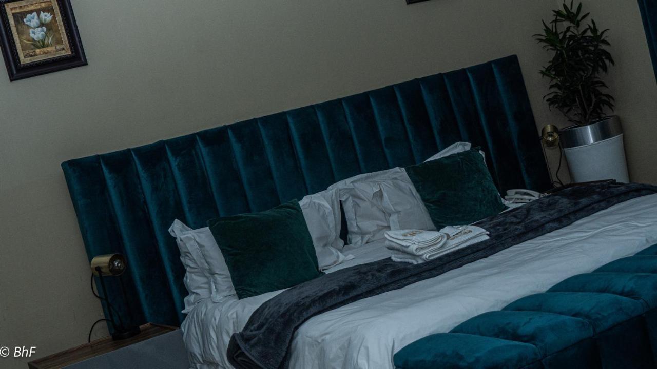 Henry George Guest House Претория Экстерьер фото