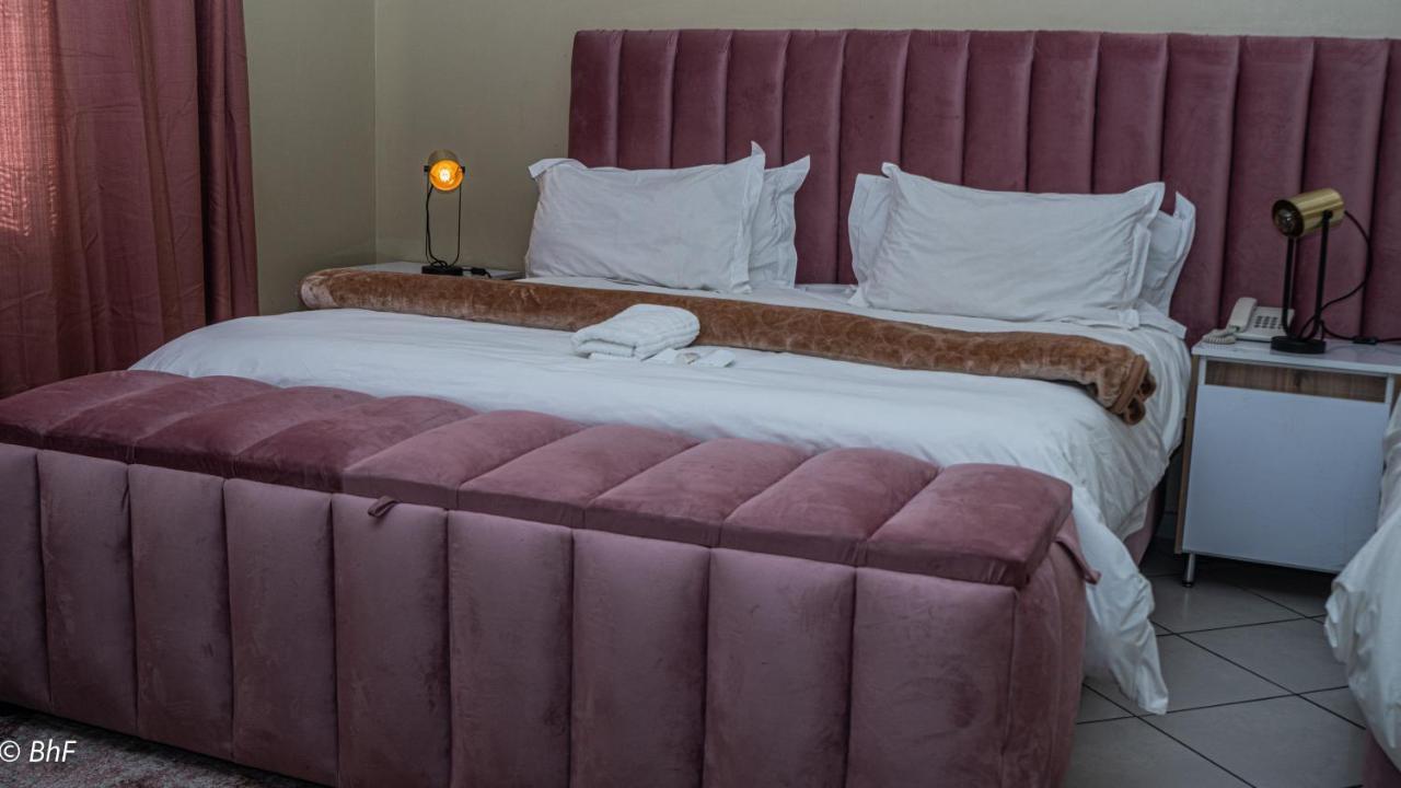 Henry George Guest House Претория Экстерьер фото